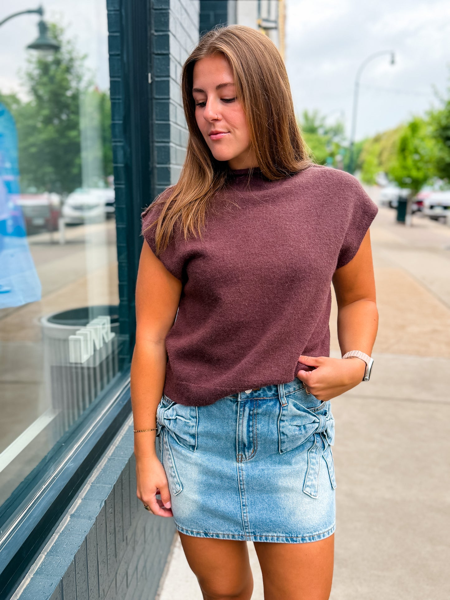 Brown Rolled SS Sweater Top