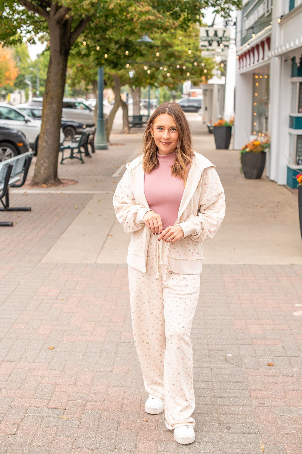 Cream Floral Pullover