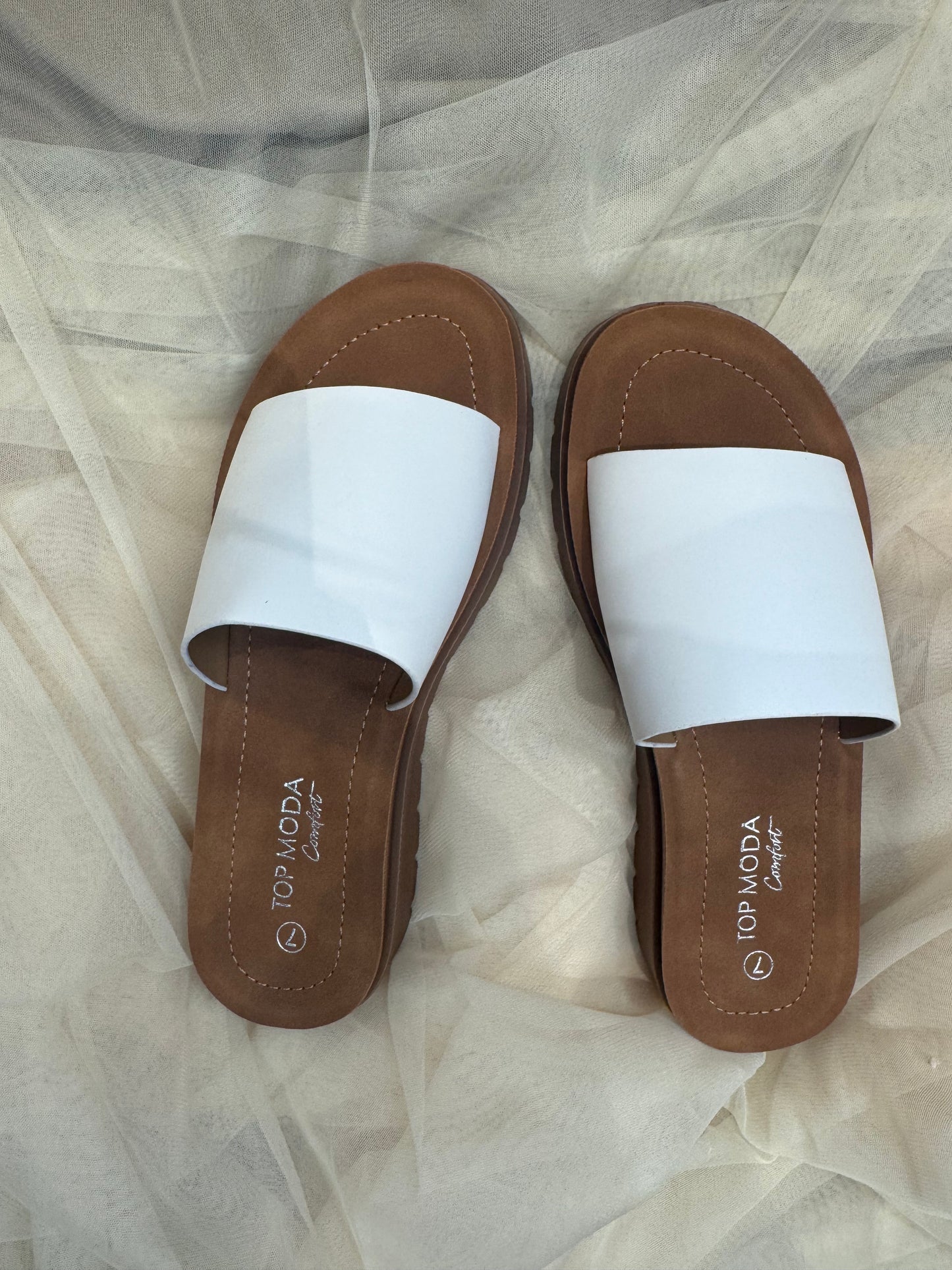 Rhett White Slide Sandal