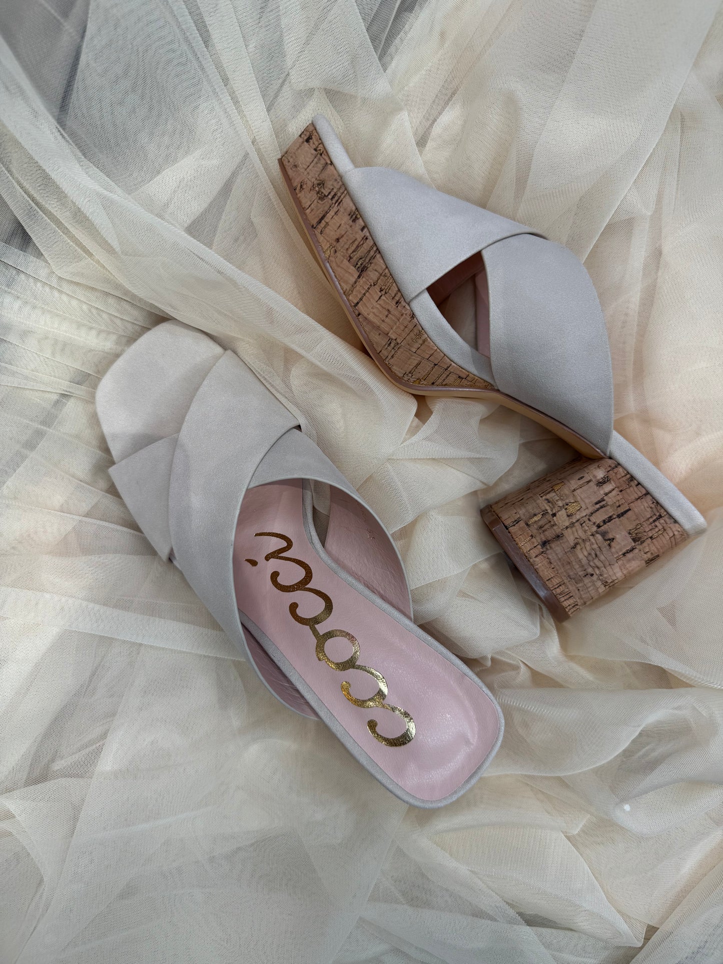 Chandra Bone Wood Heel