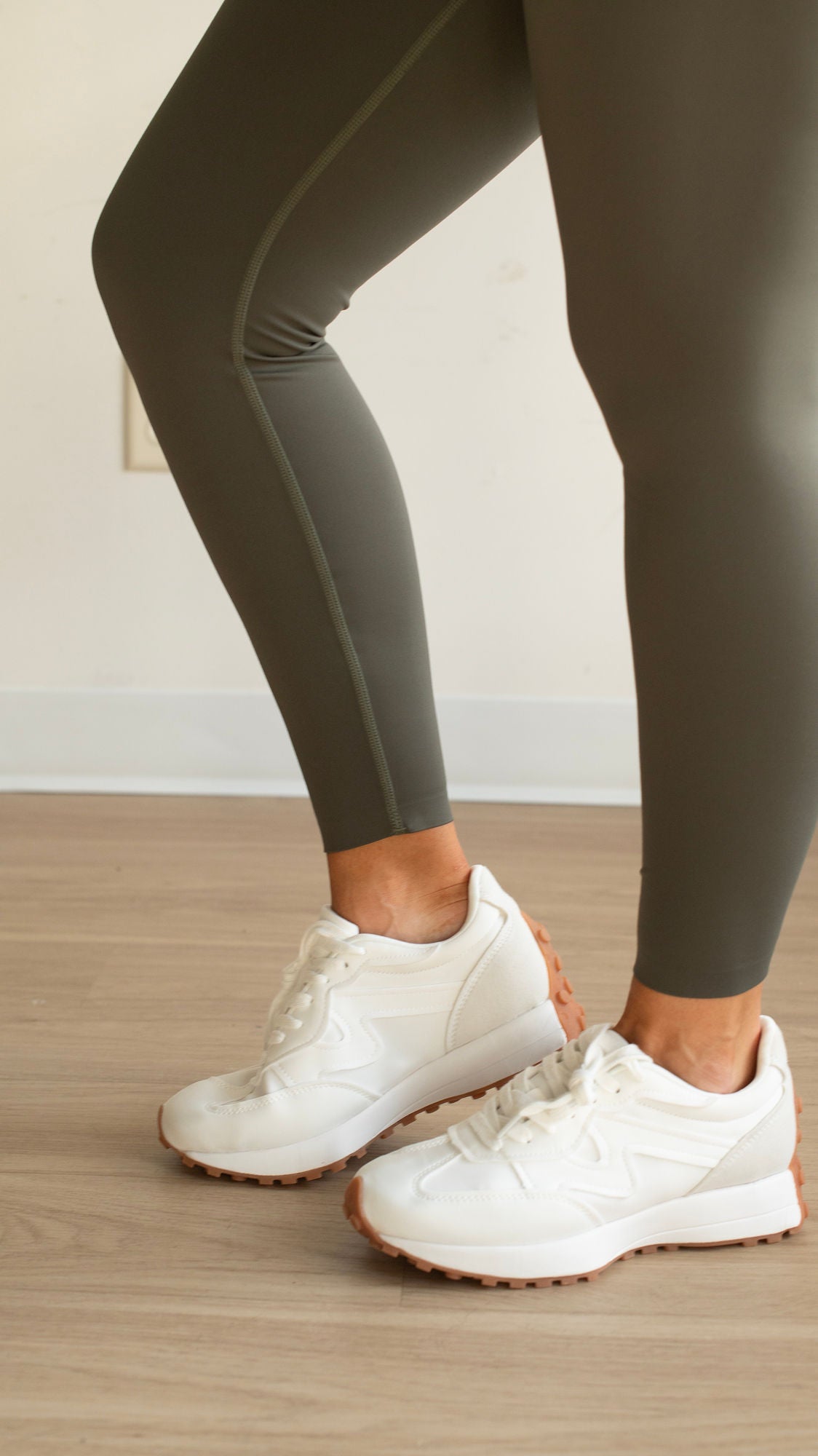 UNRL Performance Leggings