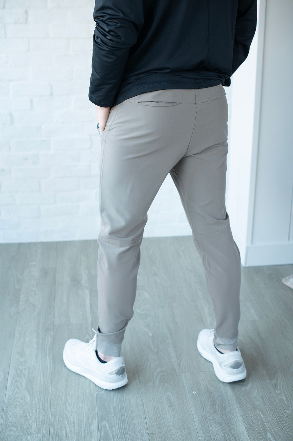 UNRL Performance Pant