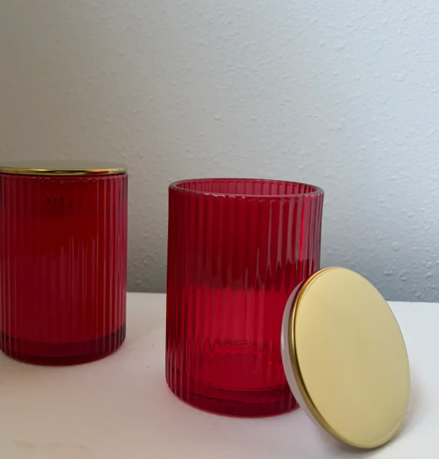 Riviera Tide Red Cmas Vessel