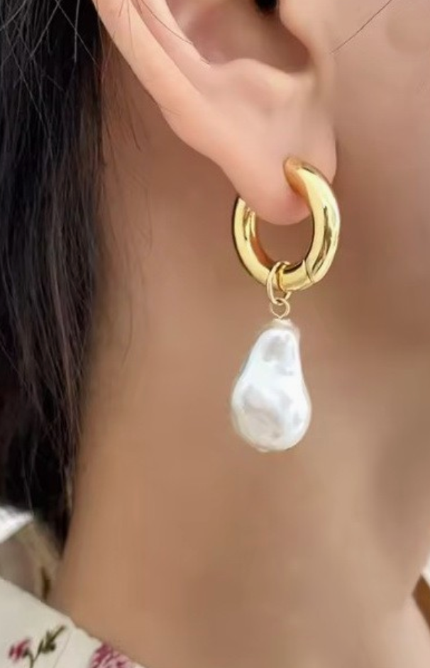 Gold Hoop Pearl Earring