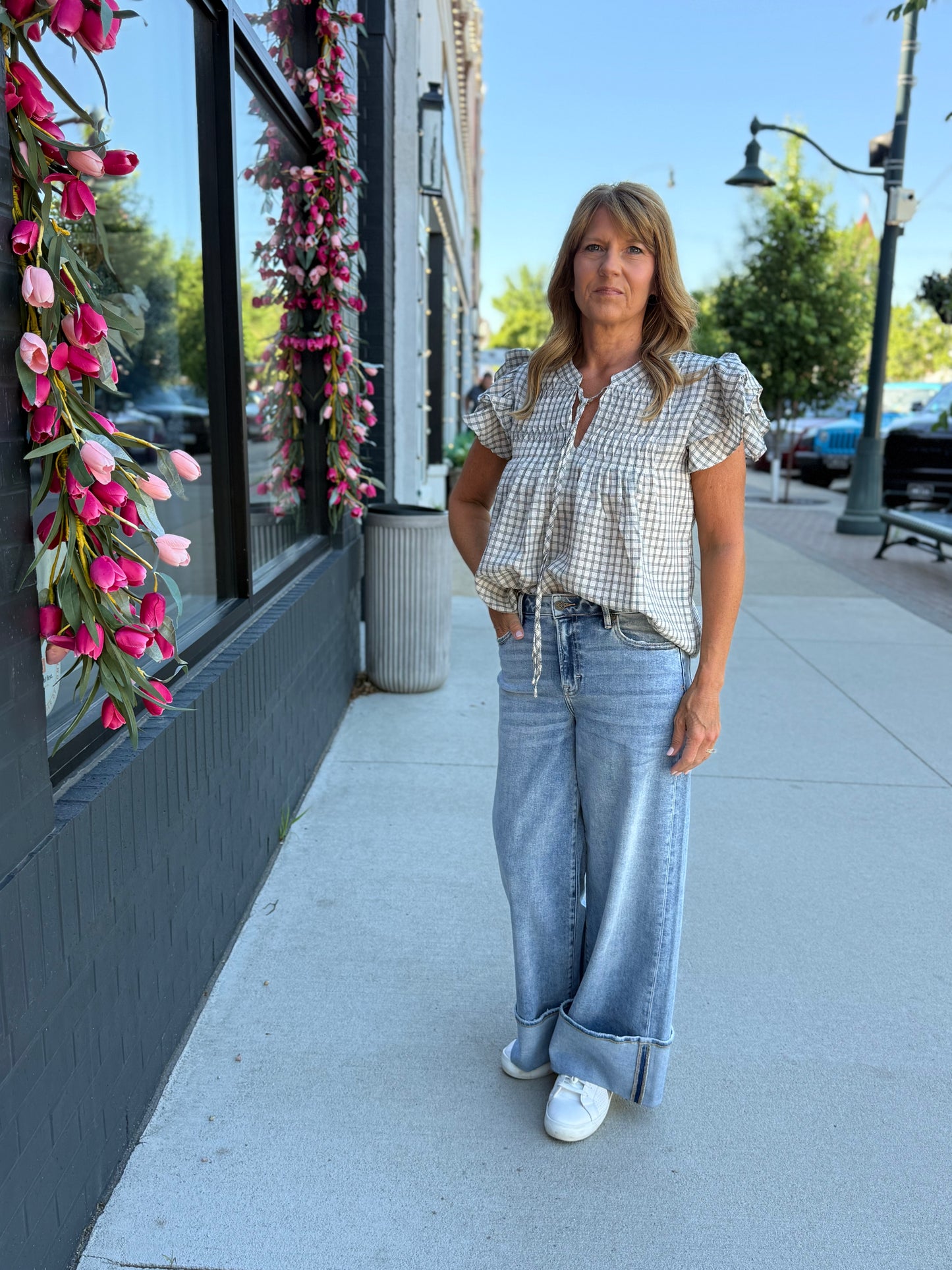 Hidden Nori Wide Leg Cuff Jeans