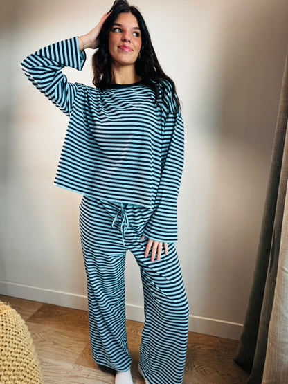 Two Tone Blue Stripe Lounge Set
