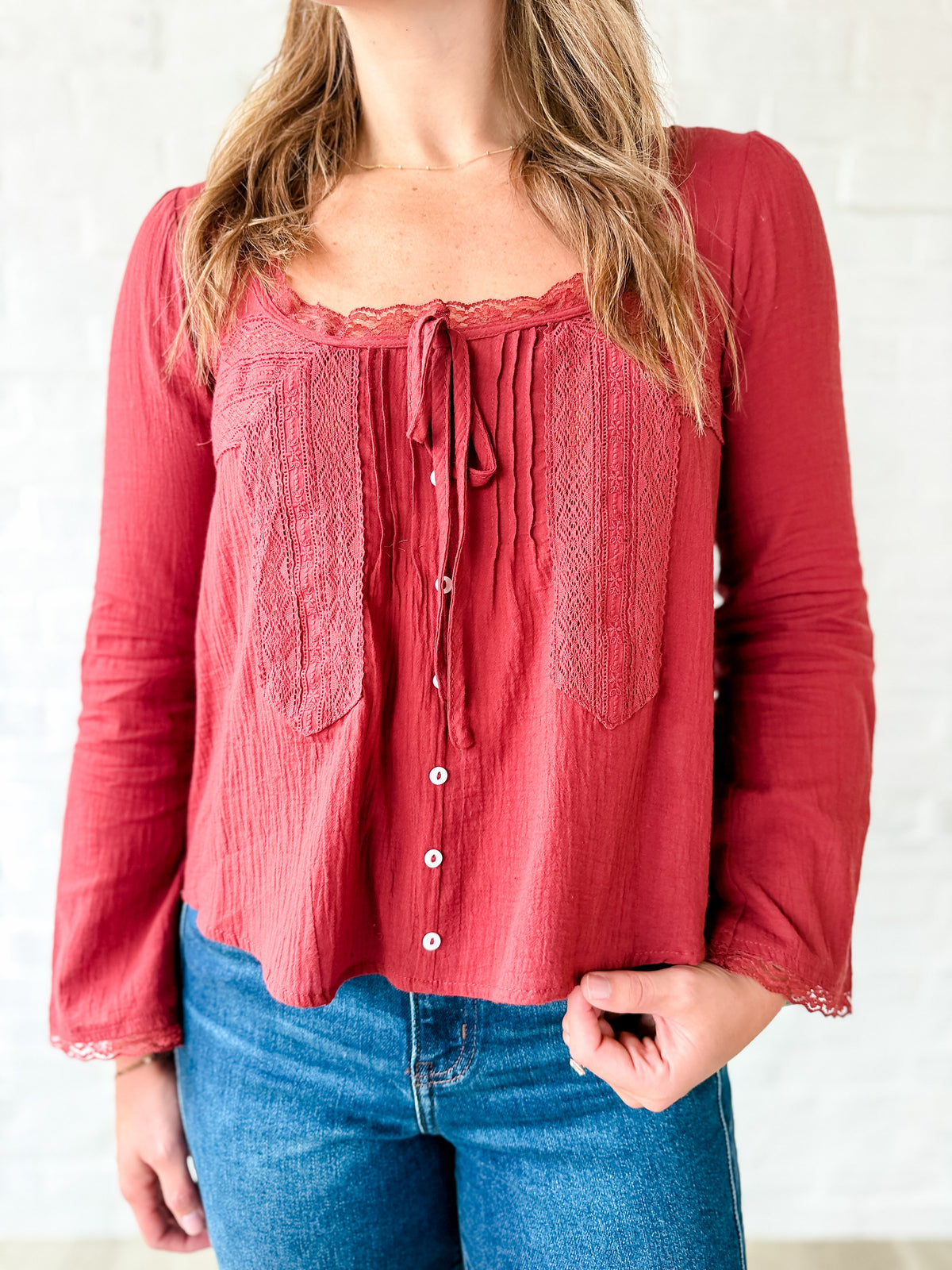 Brick Scoop Neck Lace Blouse