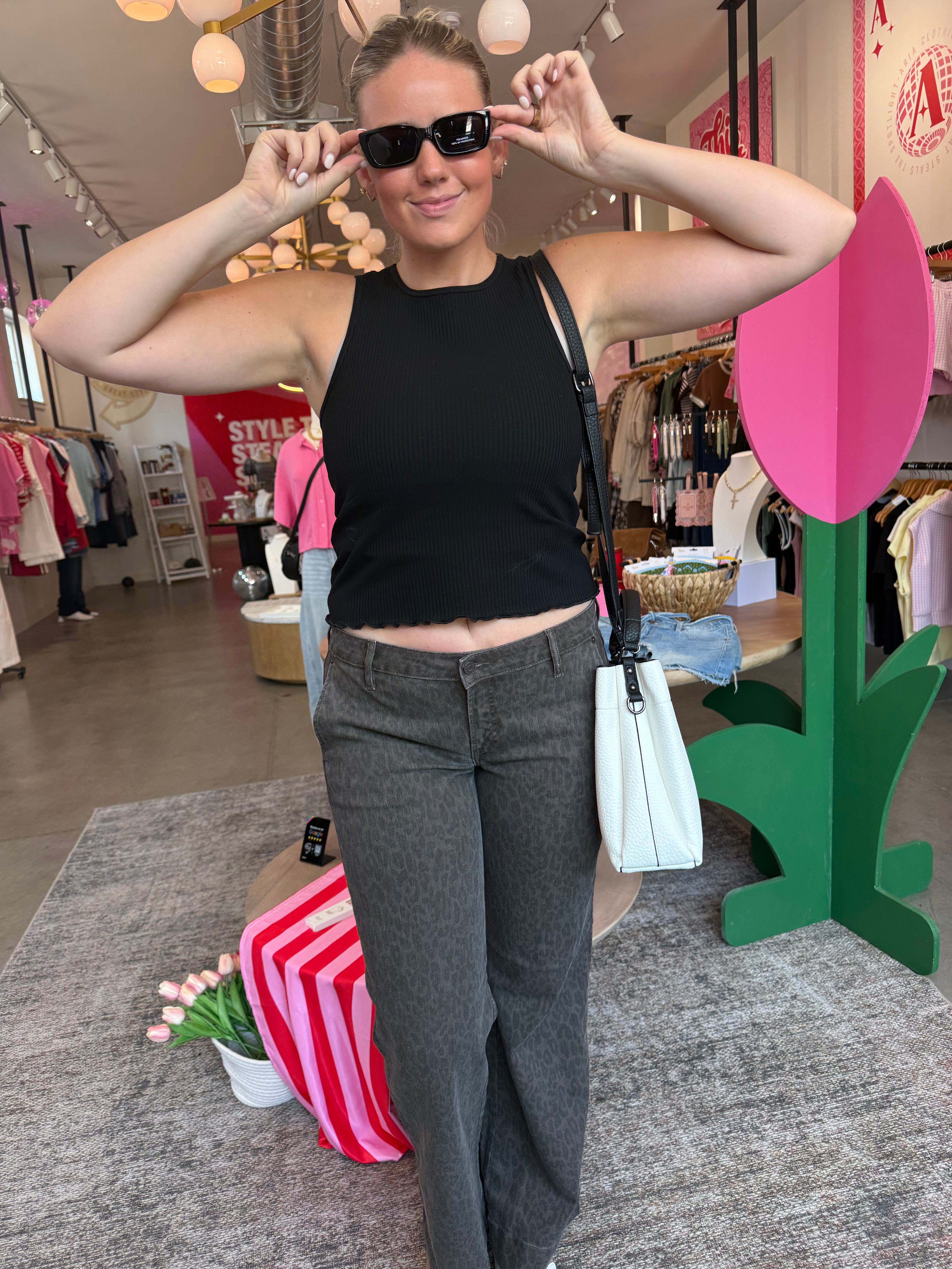 Women's Bottoms – ARIA Clothing Co