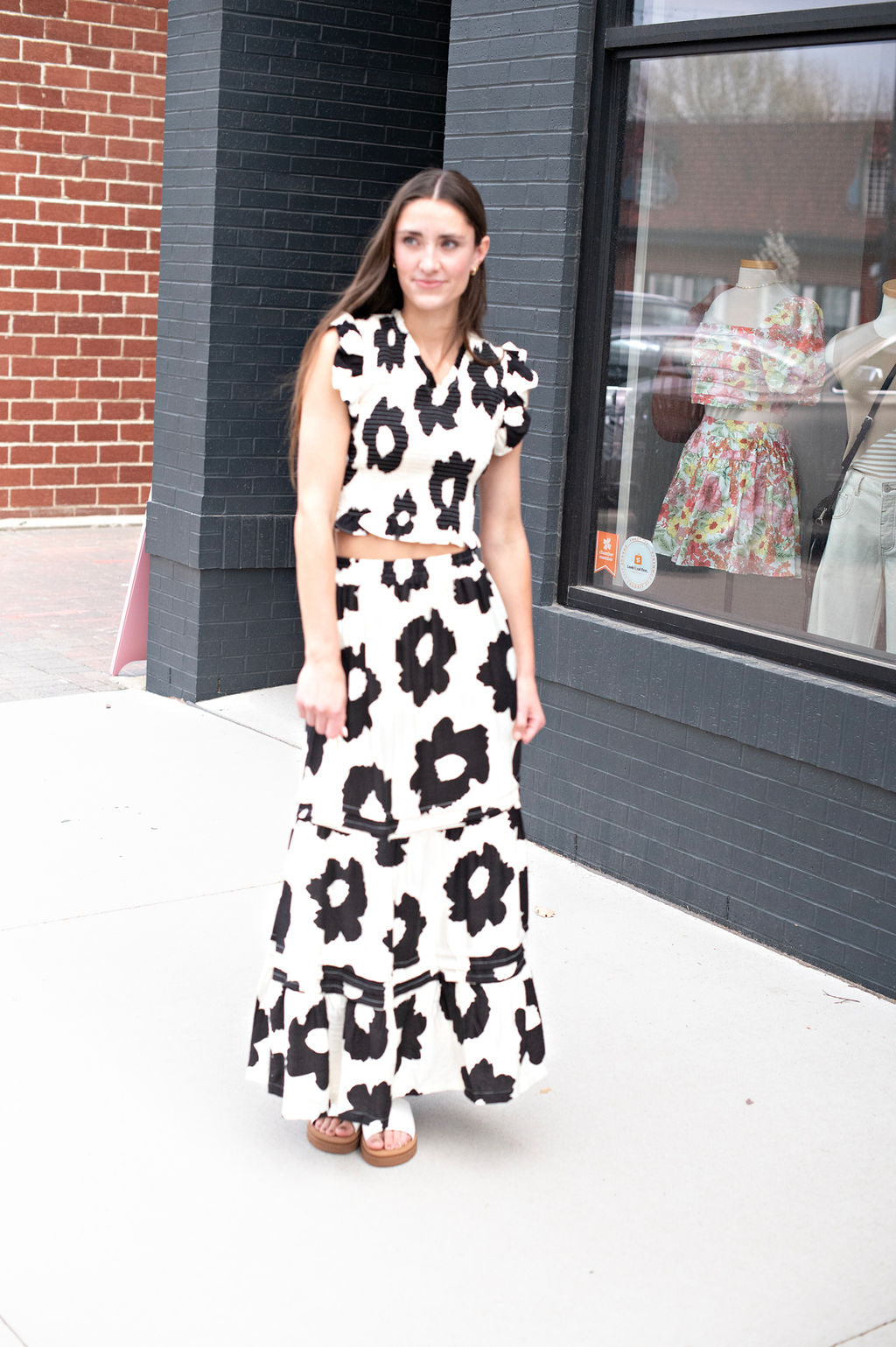 Floral Midi Pocket Midi Skirt