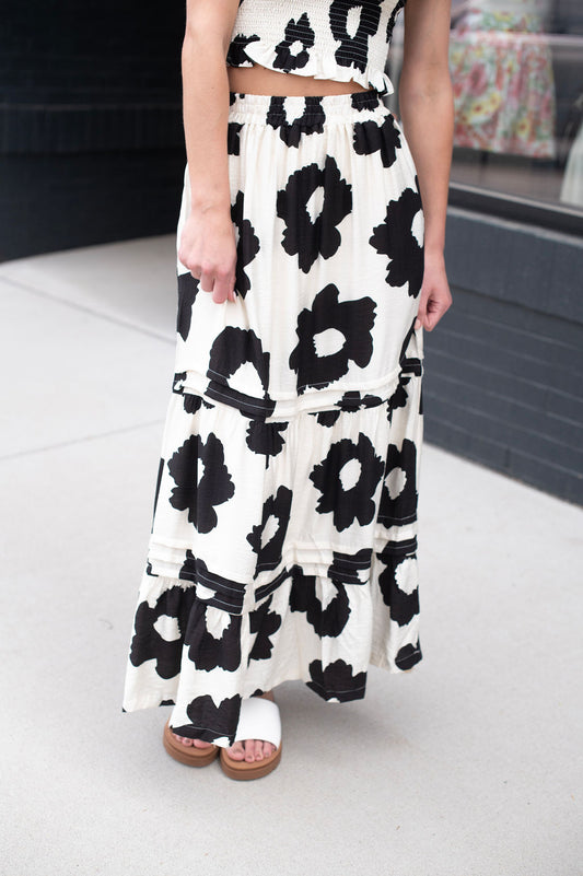 Floral Midi Pocket Midi Skirt