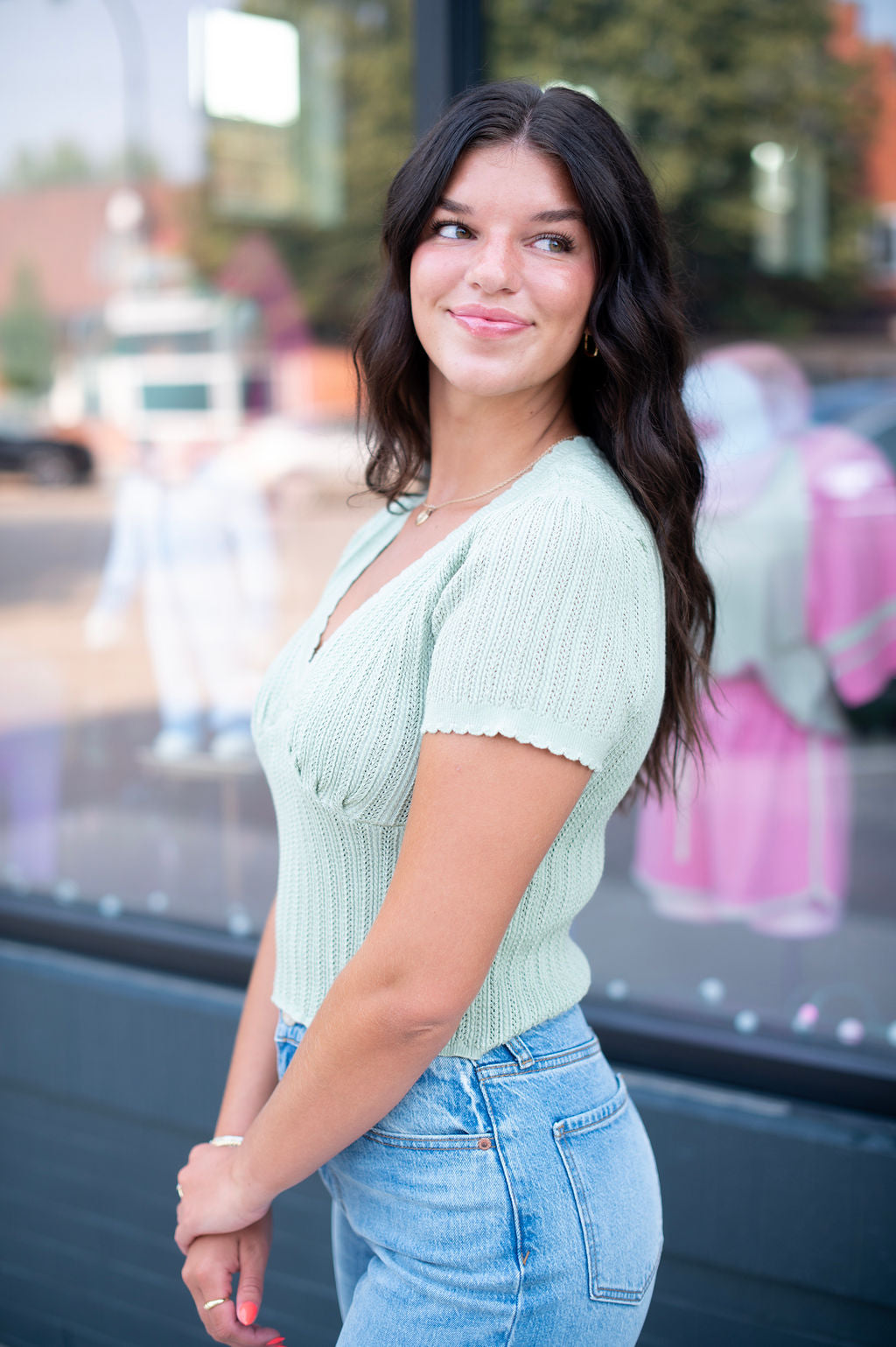 Seagrass Scalloped V Neck Tee