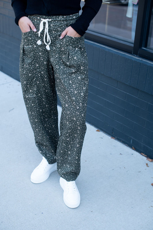 Green Ditsy Floral Barrel Pants