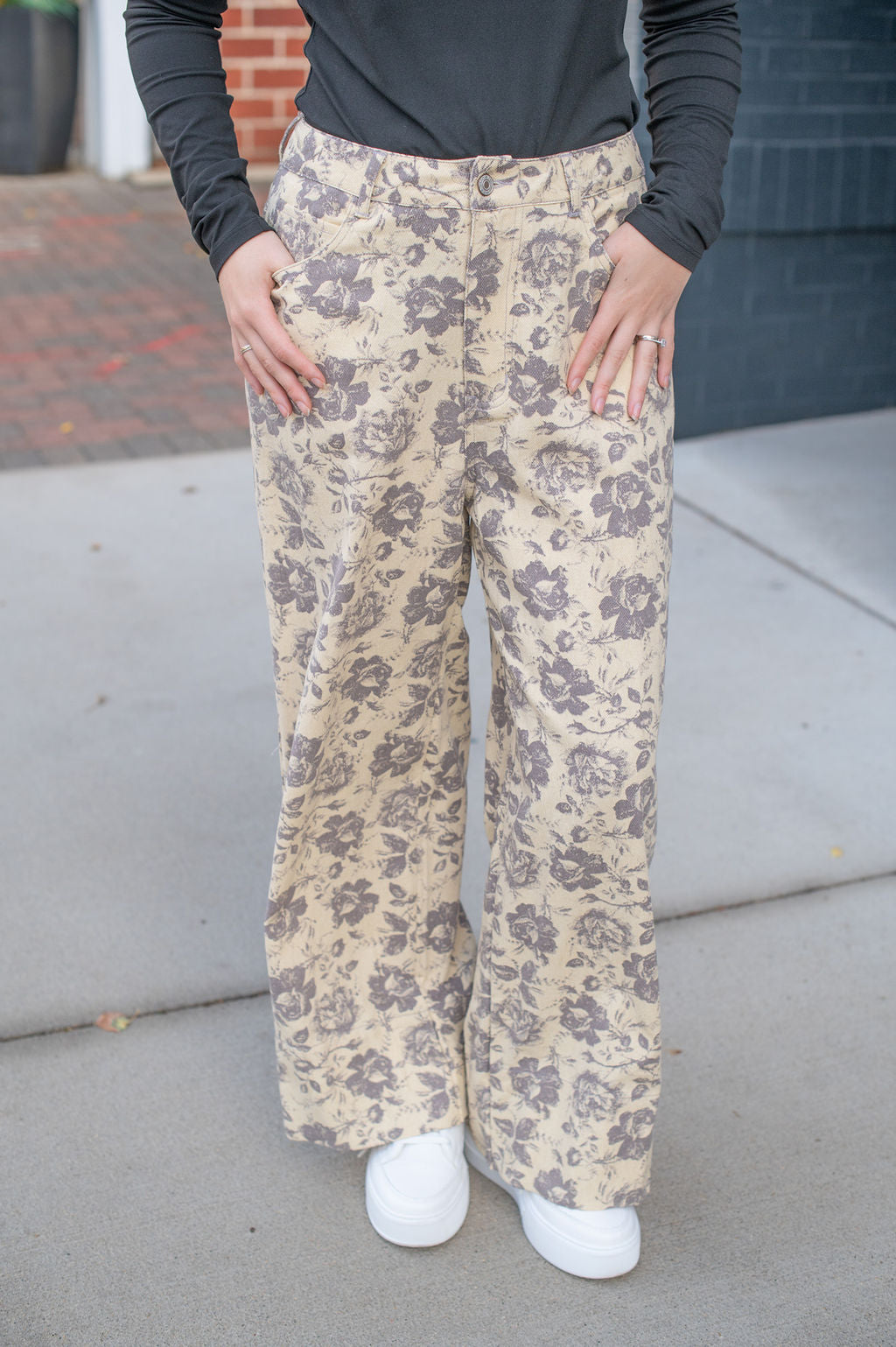 Ecru Floral Pants