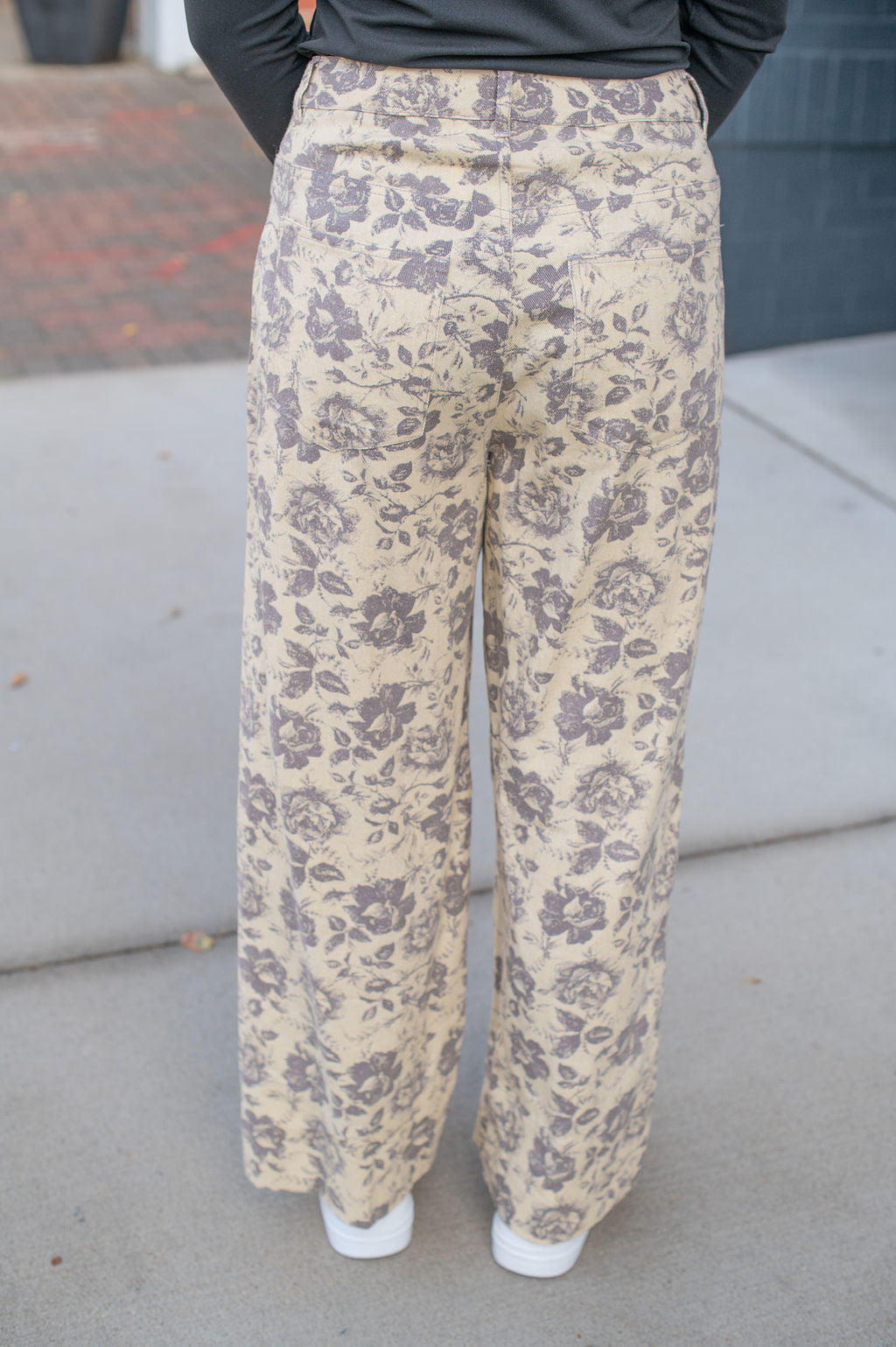 Ecru Floral Pants