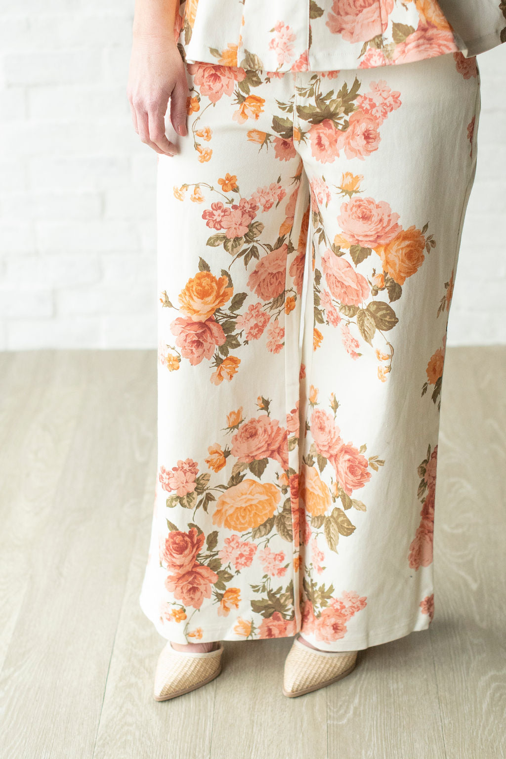 Floral Print Wide Leg Pants