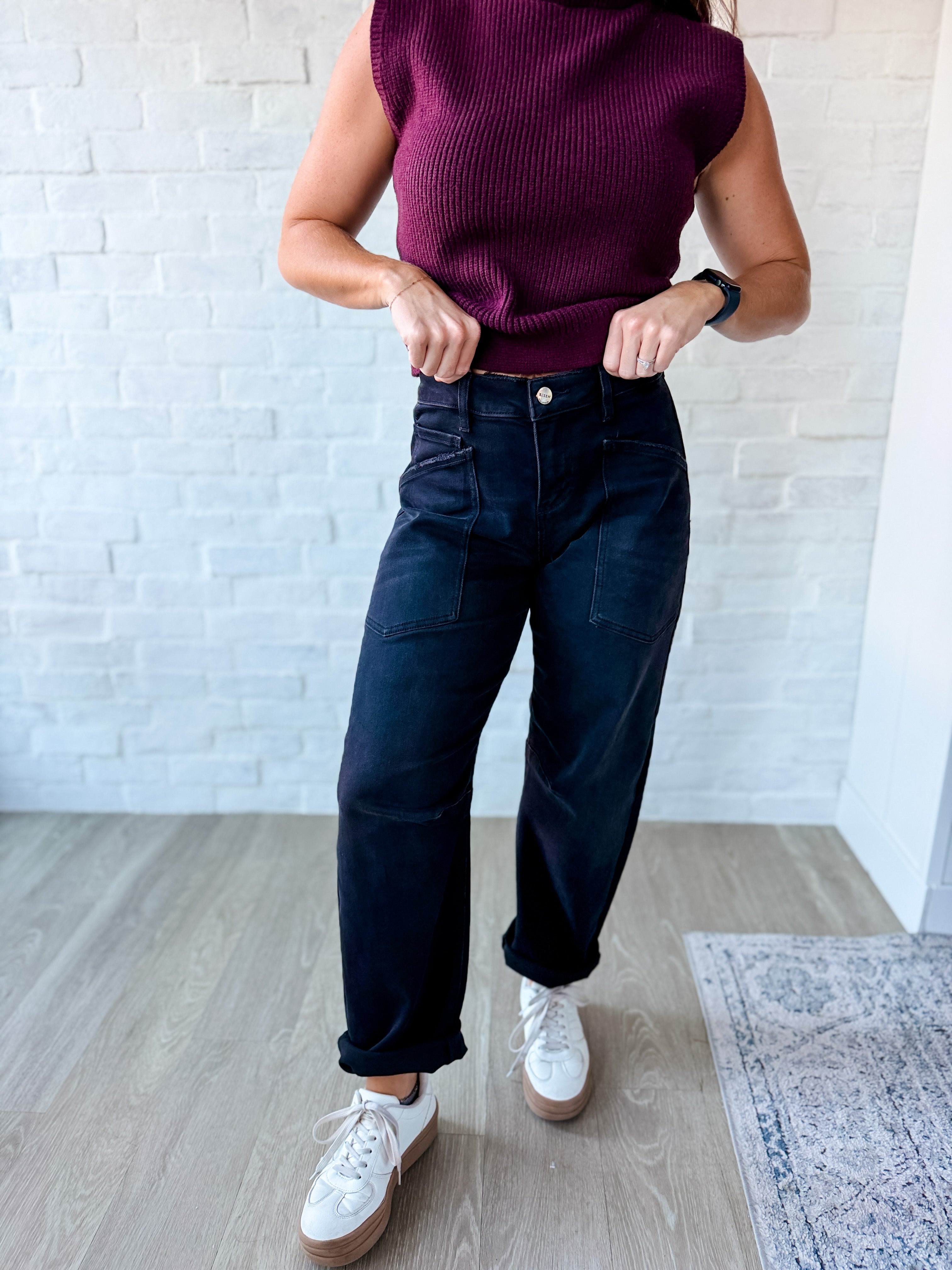 Women's Bottoms – ARIA Clothing Co