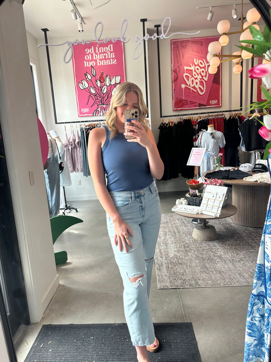 Daze Pleaser High Rise Light Distressed Jeans
