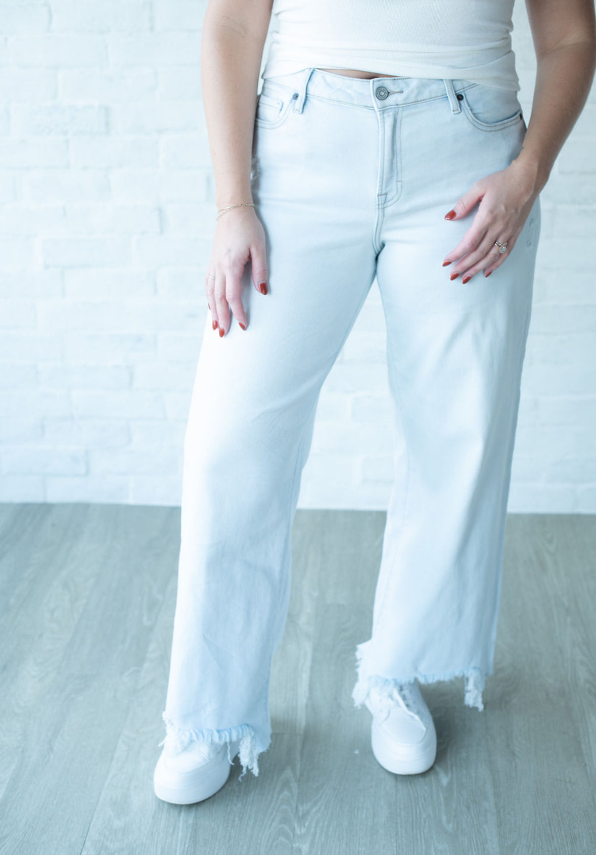 Hidden Nori Mid Rise Light Jeans