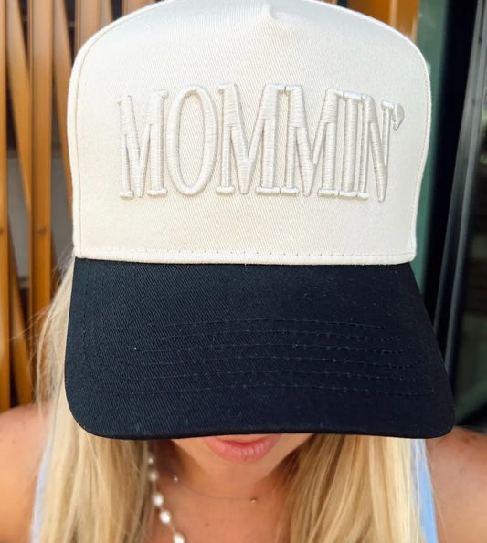 MOMMIN' Vintage Trucker Hat