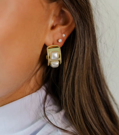 Josie Chunky Pearl Hoop