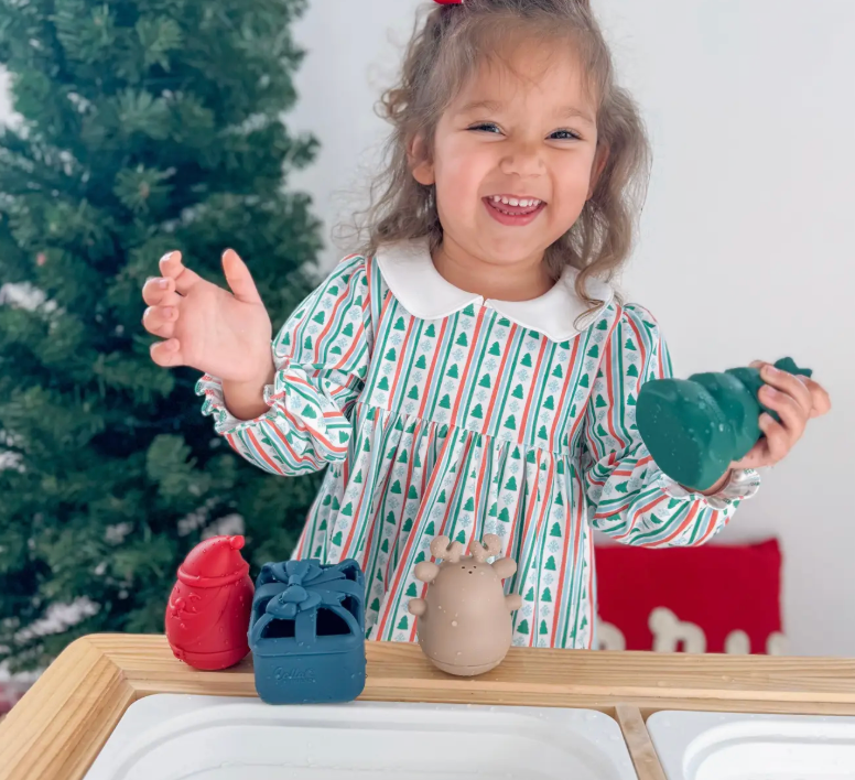 Holly Jolly Bath Toys